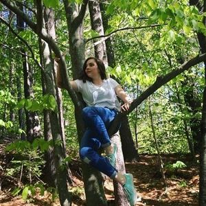 Meet your Posher, Alia